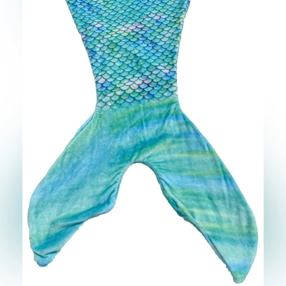 Comfy Tails Mermaid Tail Throw Blanket Plush Blue Green Kids - Picture 4 of 7